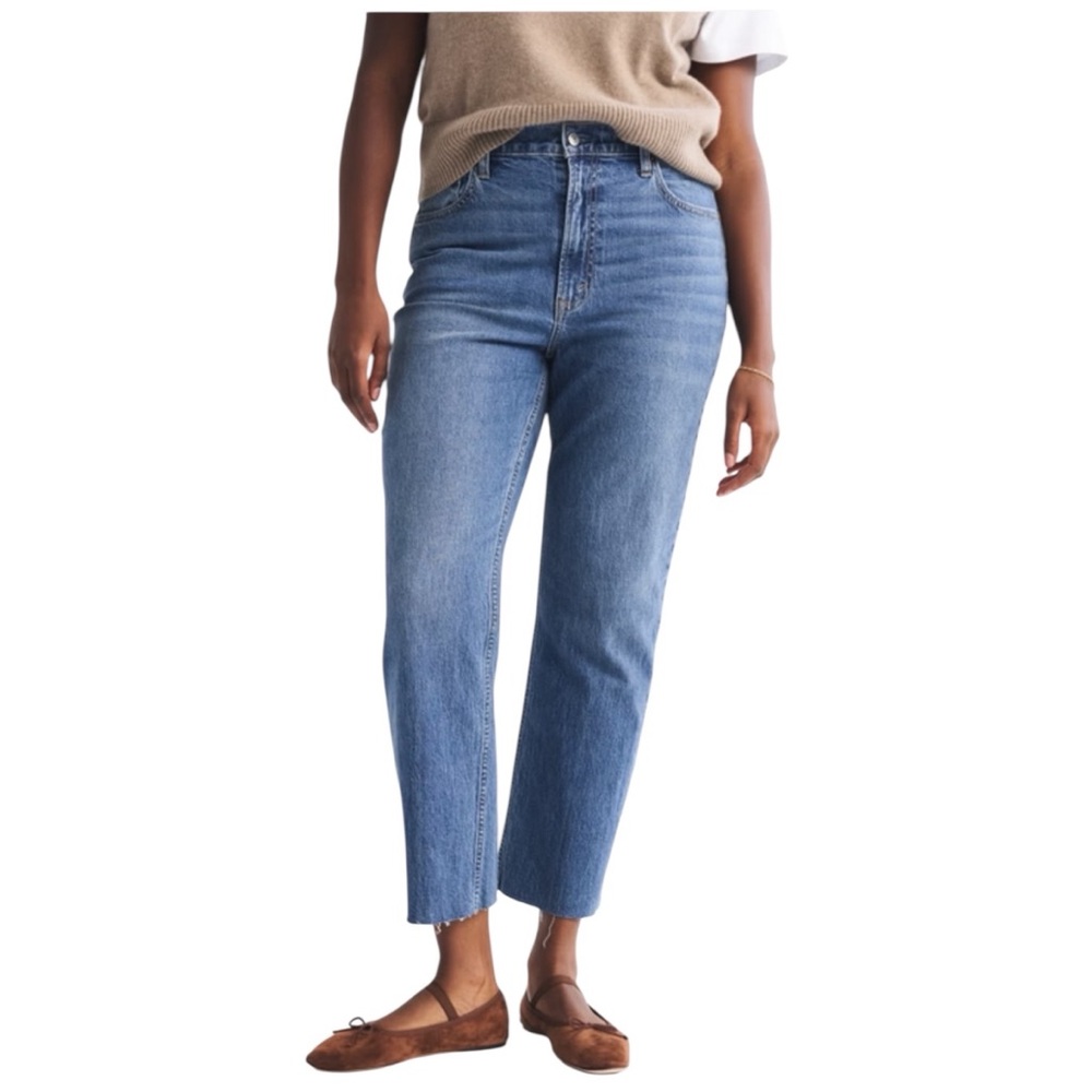 Abercrombie & Fitch The Ankle Straight Ultra High Rise jeans 8/29